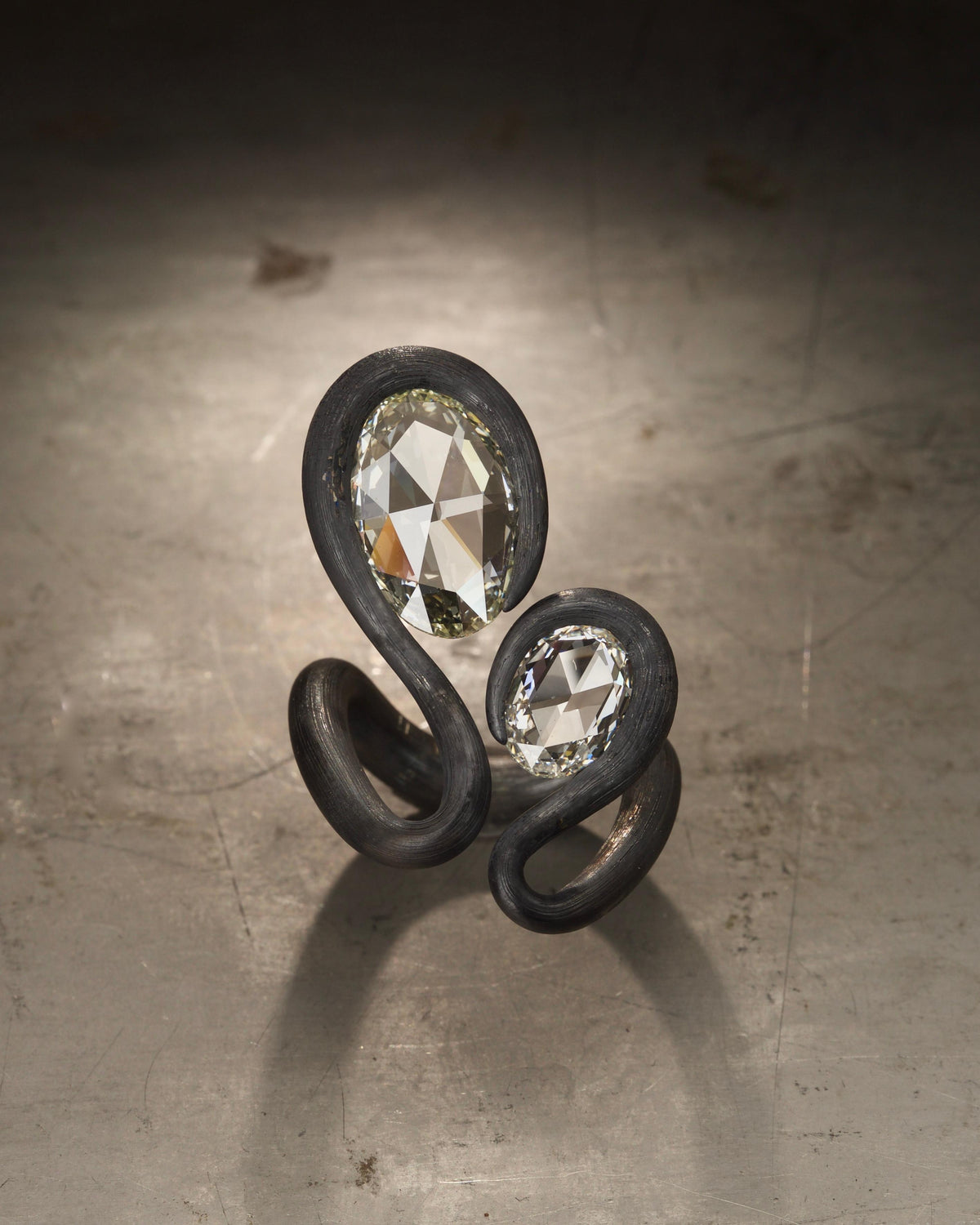 Leen Heyne Rose Cut Diamond Toi et Moi ring