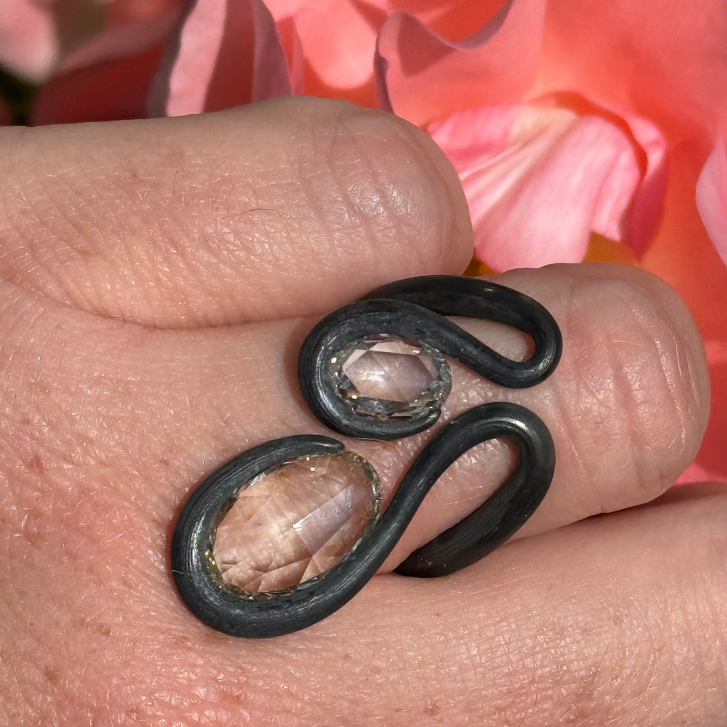 Leen Heyne Rose Cut Diamond Toi et Moi ring