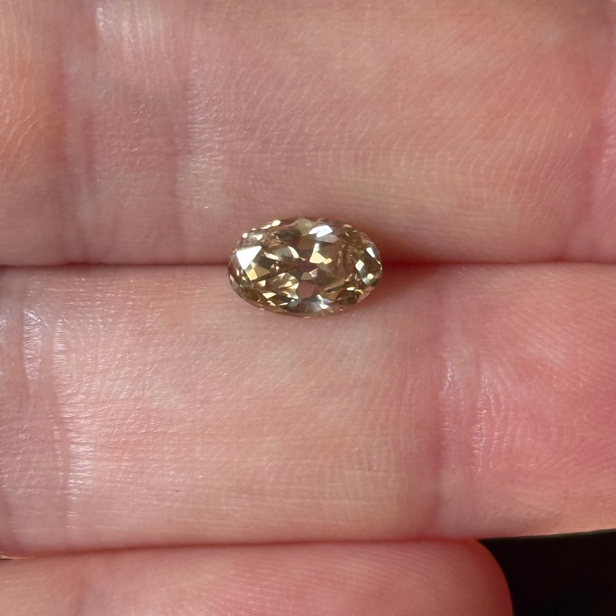 Thesis Loose 1.02 Oval Champagne Diamond