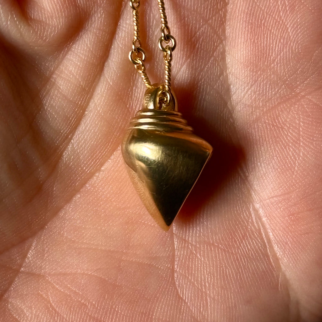 Thesis Gold Shell and Diamond Pendant