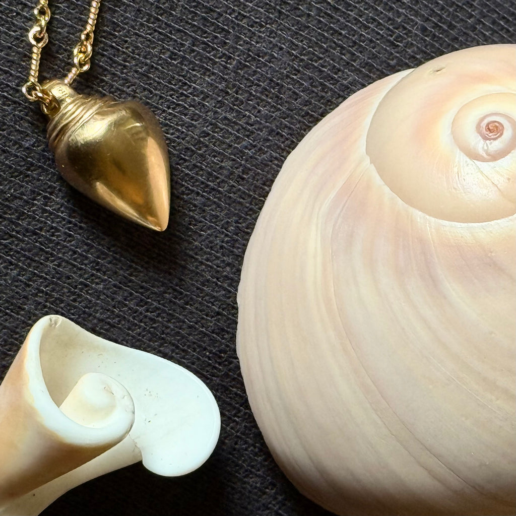 Thesis Gold Shell and Diamond Pendant