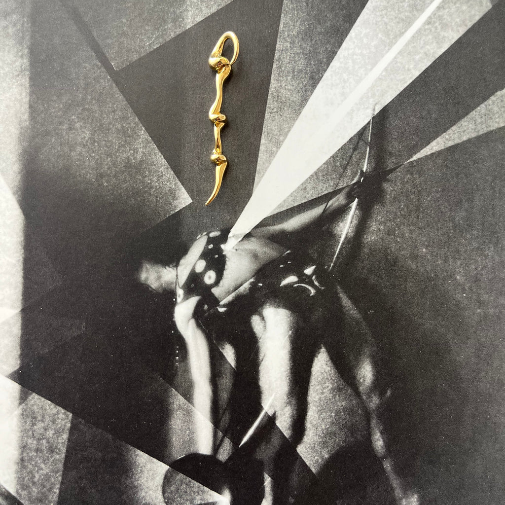Noon Passama Long Hook no. I