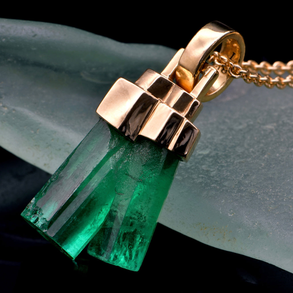 Thesis Colombian Emerald Crystal Pendant in 18 Karat Fairmined Gold