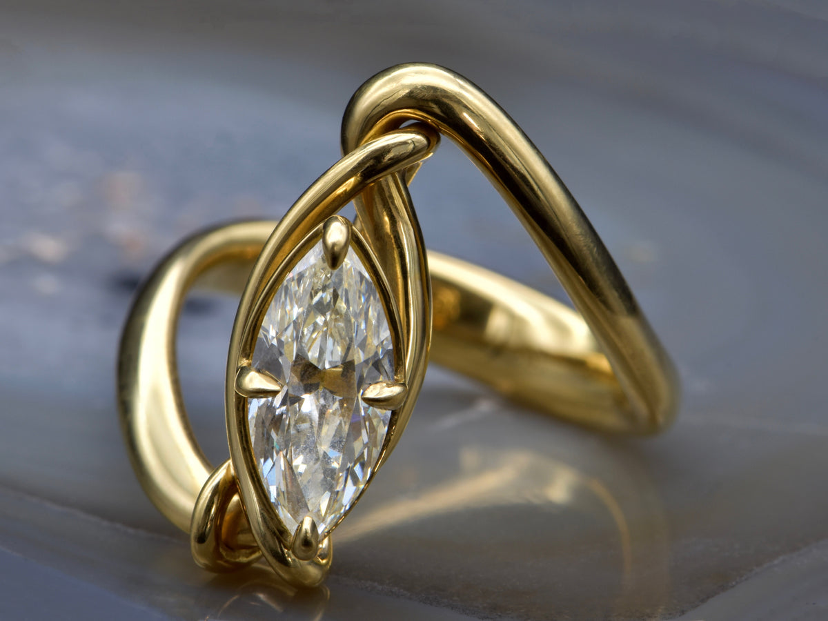 de Vos Marquise Diamond Tremble Ring
