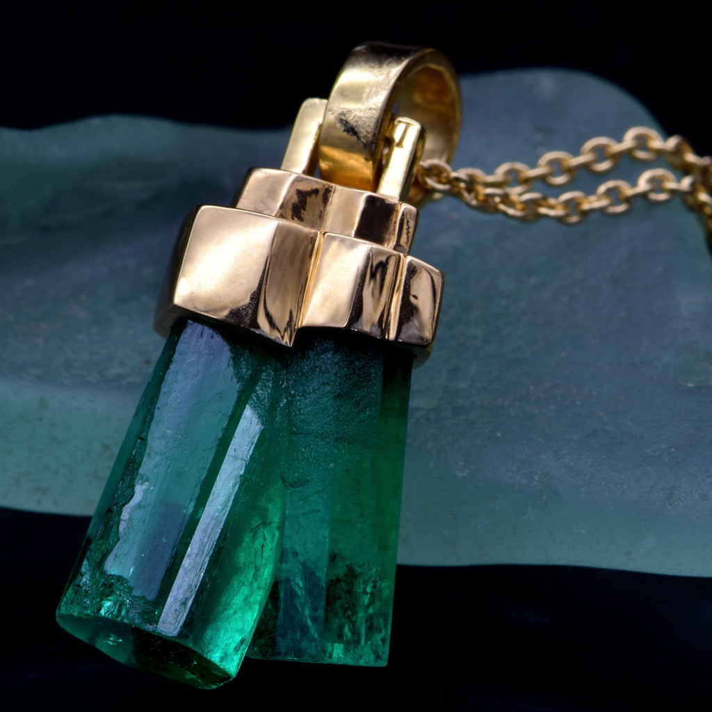 Thesis Colombian Emerald Crystal Pendant in 18 Karat Fairmined Gold