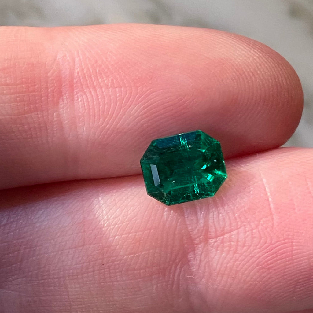 Colombian Emerald Octagon- 1.17 carats- AGL Insignificant Oil