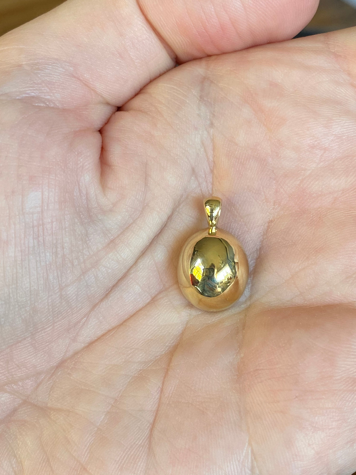Yellow Sapphire and 18 Karat Gold Pendant