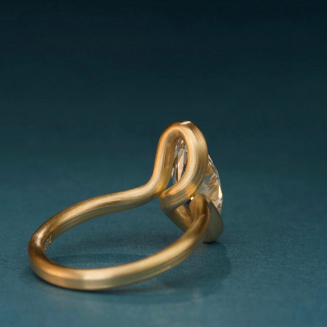 Leen Heyne x Thesis Moval Cut Diamond Ring