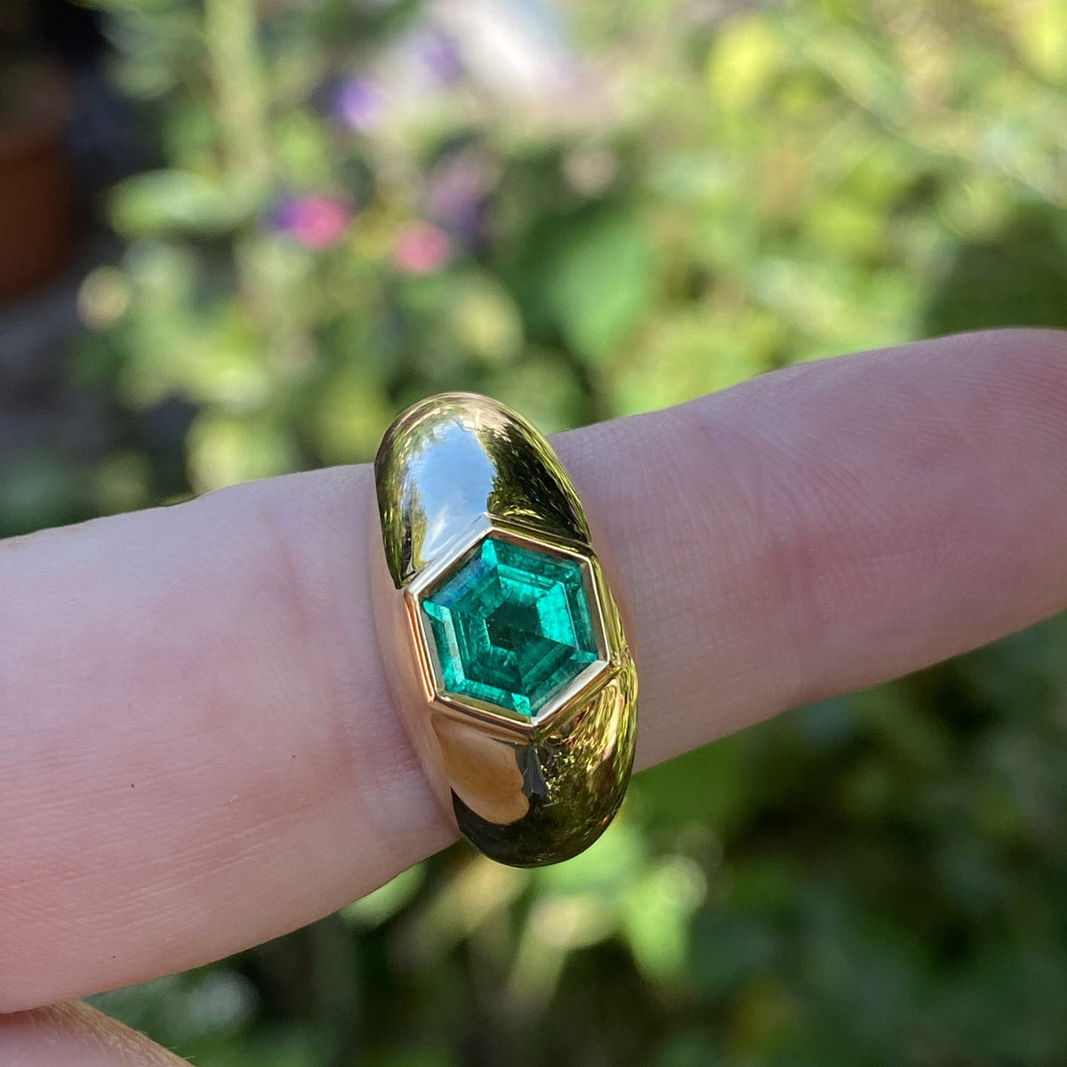 Colombian Emerald Hexagonal Signet Ring