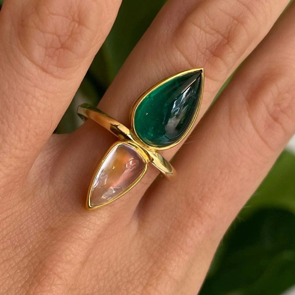 Colombian Emerald Cabochon and Moonstone Ring