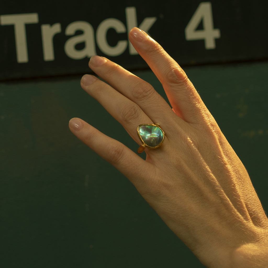 Thesis Pearl Ring
